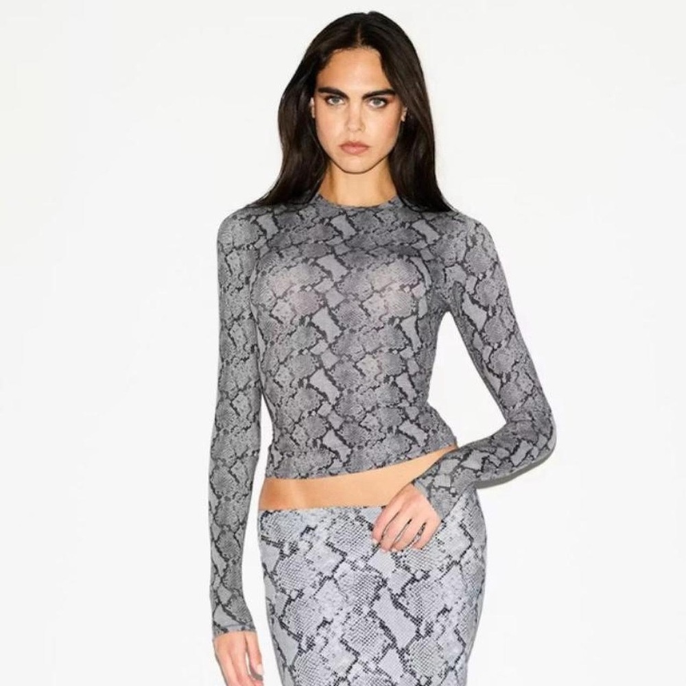 Women's SKIMS Snake Print Top